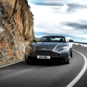 Aston Martin DB 11: nová hračka agenta 007 - Len Pre Chlapov.sk