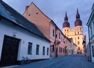 NAJVYŠŠIE MIESTO V TRNAVE STRÁŽI ZLATÝ KOHÚT
