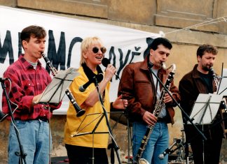 Jana Koubková a Clarinet Factory sa vracajú ku koreňom