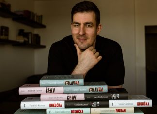 Postaral sa o to, aby červy telá rozložili na kosť…