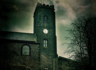 Úžasná slečna Marplová a jej prvý príbeh. Vražda na fare