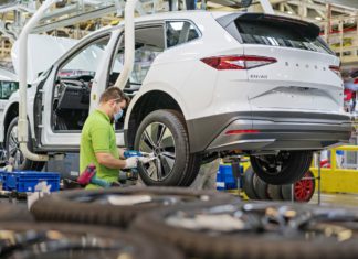 ŠKODA AUTO obnovuje výrobu modelu ENYAQ iV