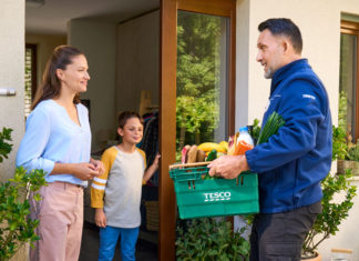 Najväčší potravinový e-shop u nás Tesco Online nákupy oslavuje 10 rokov