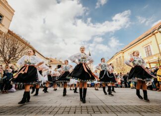 V TRNAVE OSLÁVIA PRÍCHOD JARI TRADIČNÝMI PODUJATIAMI
