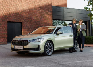 Škoda Superb sa uchádza o ocenenie v kategórii „Out of Office“ v súťaži CBRE Office roka 2024