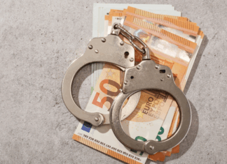 Allianz v odhaľovaní podvodov pokoril 20-miliónovú hranicu. Najprudší nárast bol pri autách